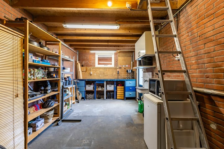 Photo 36 of Albert Coendersstraat 5