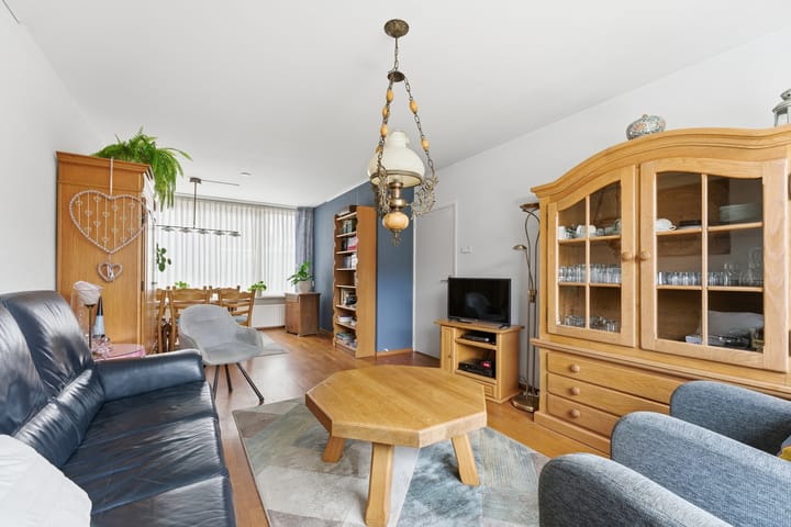 Photo 4 of Brederostraat 43