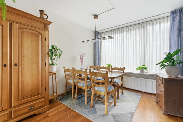 Photo 8 of Brederostraat 43