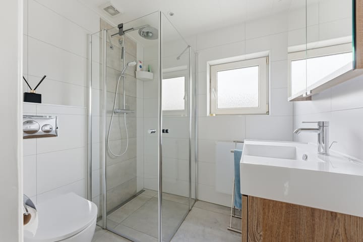 Photo 22 of Brederostraat 43