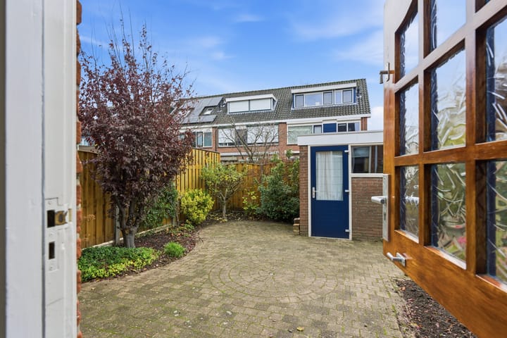 Photo 32 of Brederostraat 43