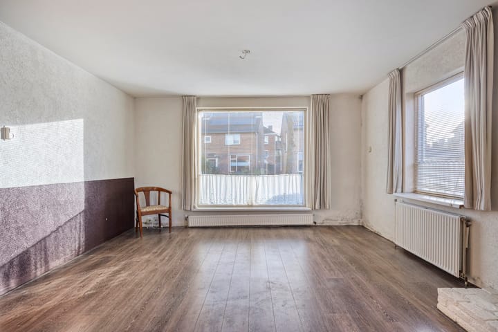 Photo 9 of Buizerdstraat 80