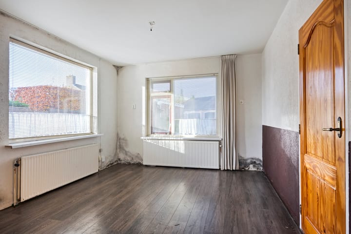 Photo 13 of Buizerdstraat 80