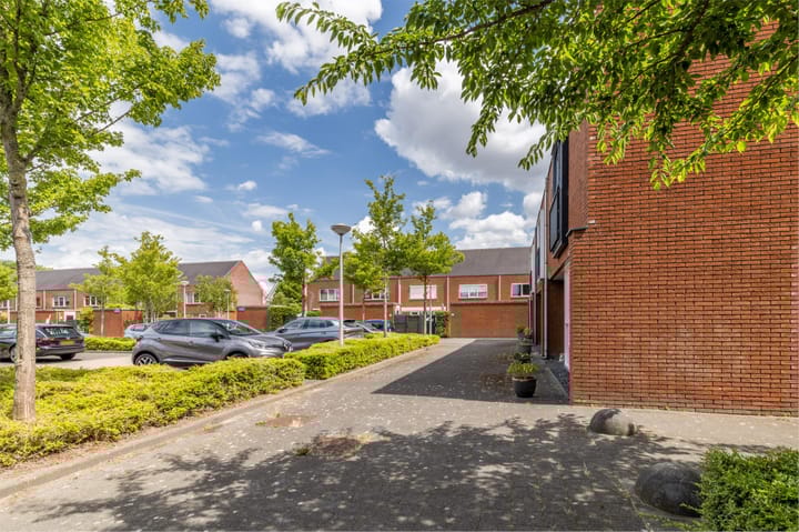 Foto 7 van Vadinushof 32