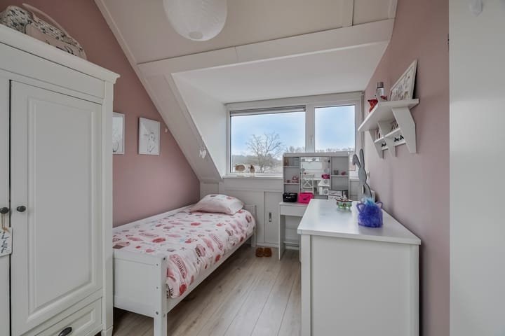 Foto 25 van Van Foreestlaan 13