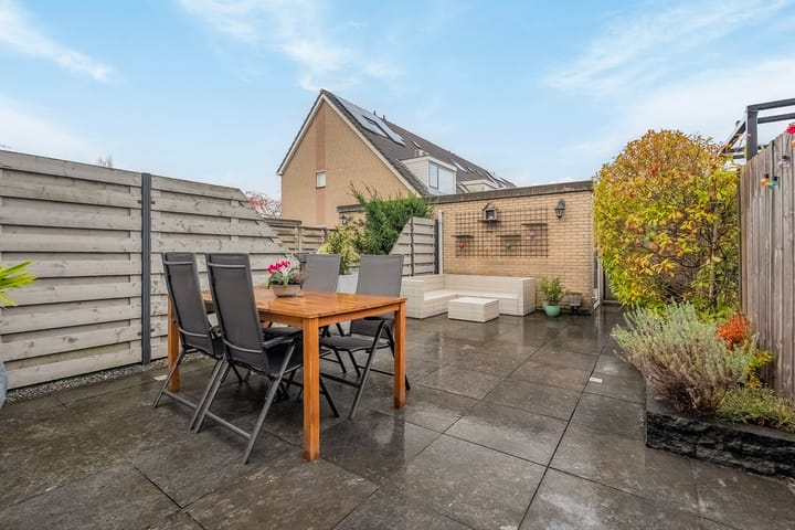 Foto 32 van Van Foreestlaan 13