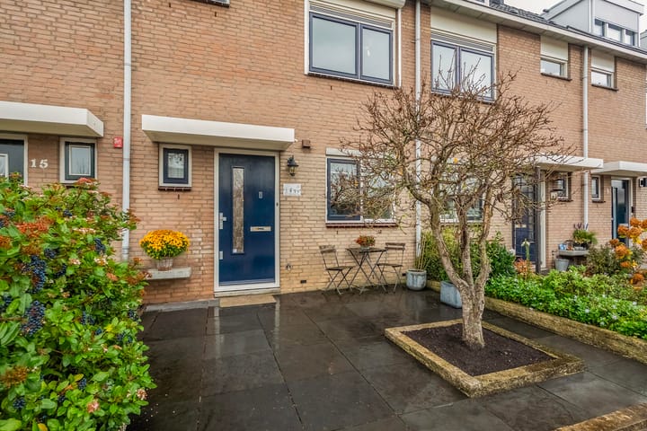 Foto 34 van Van Foreestlaan 13