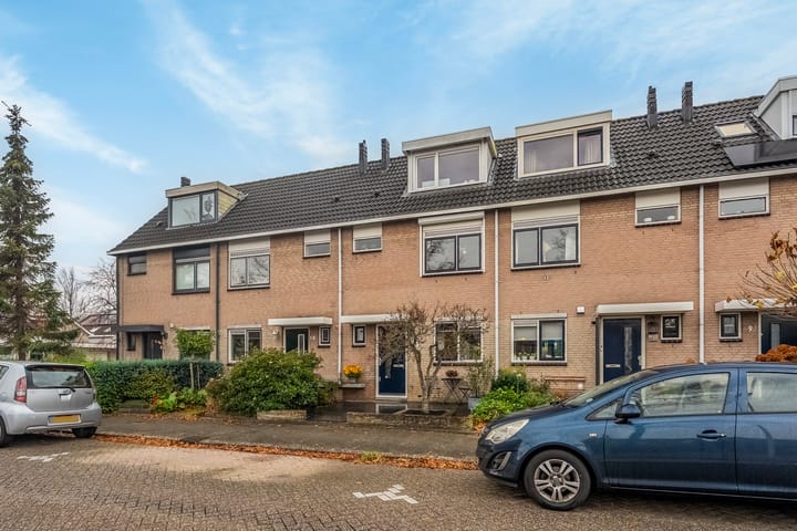 Foto 38 van Van Foreestlaan 13