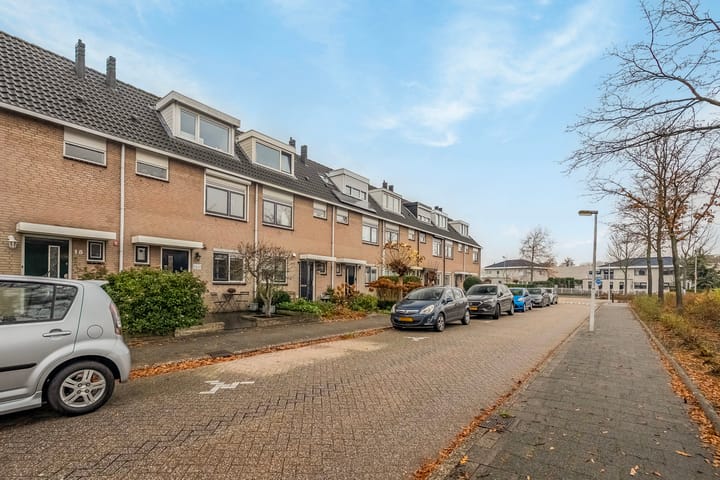 Foto 42 van Van Foreestlaan 13