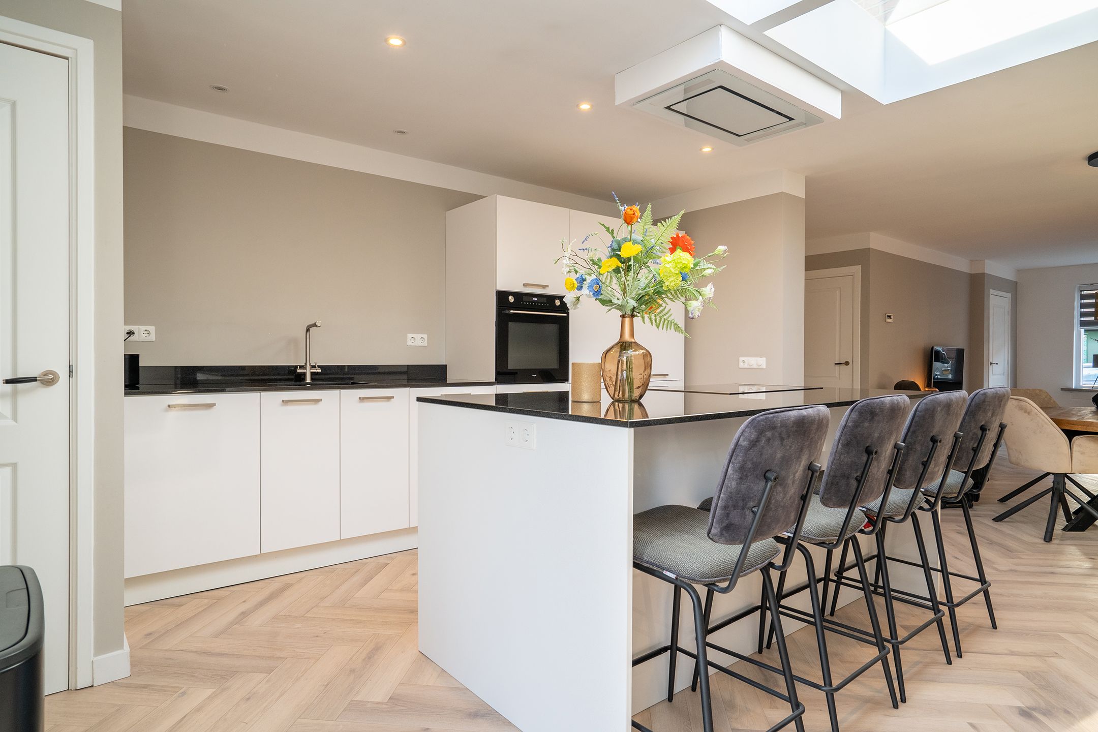 Photo 18 of J.W. Swiersstraat 73