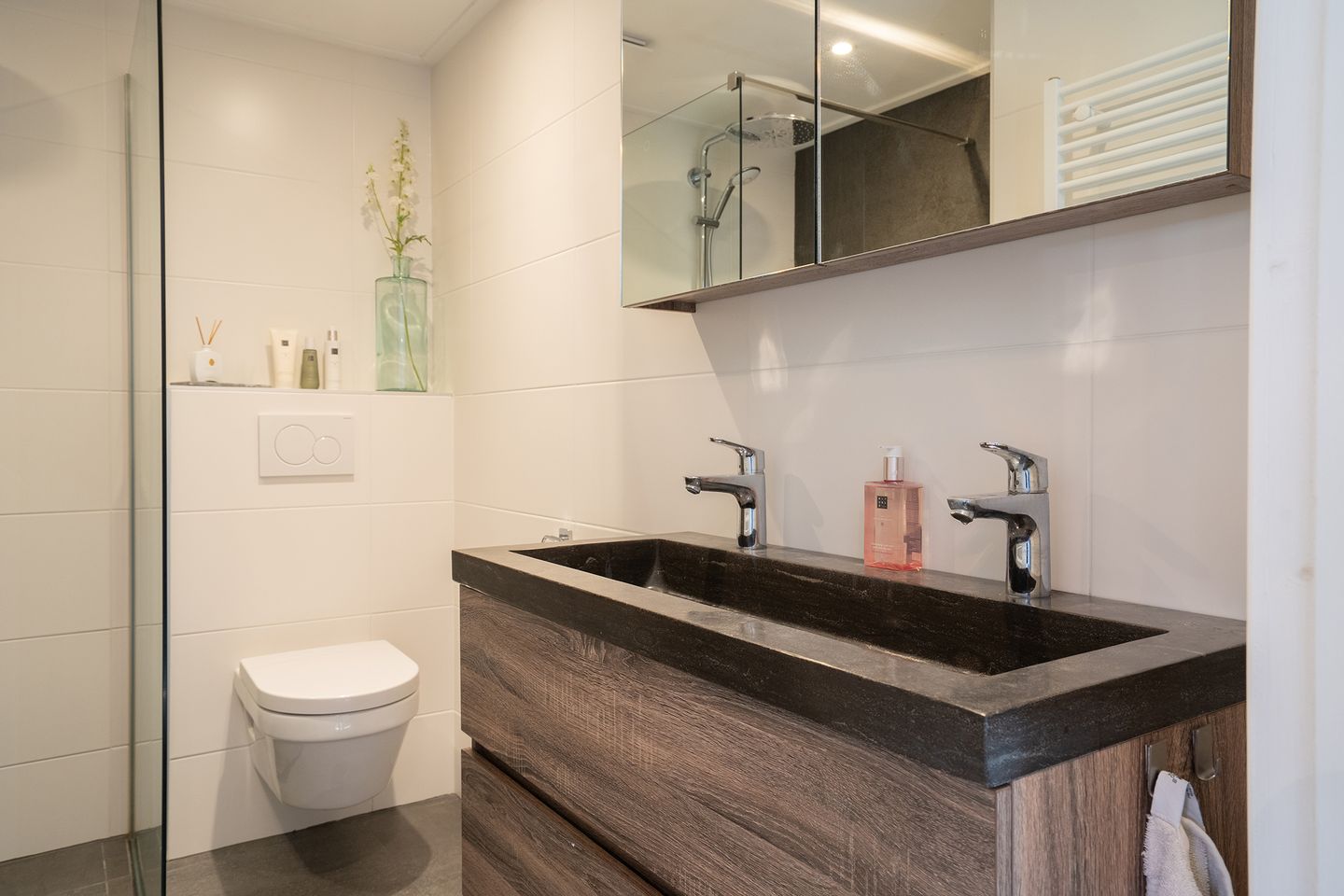 Photo 29 of J.W. Swiersstraat 73