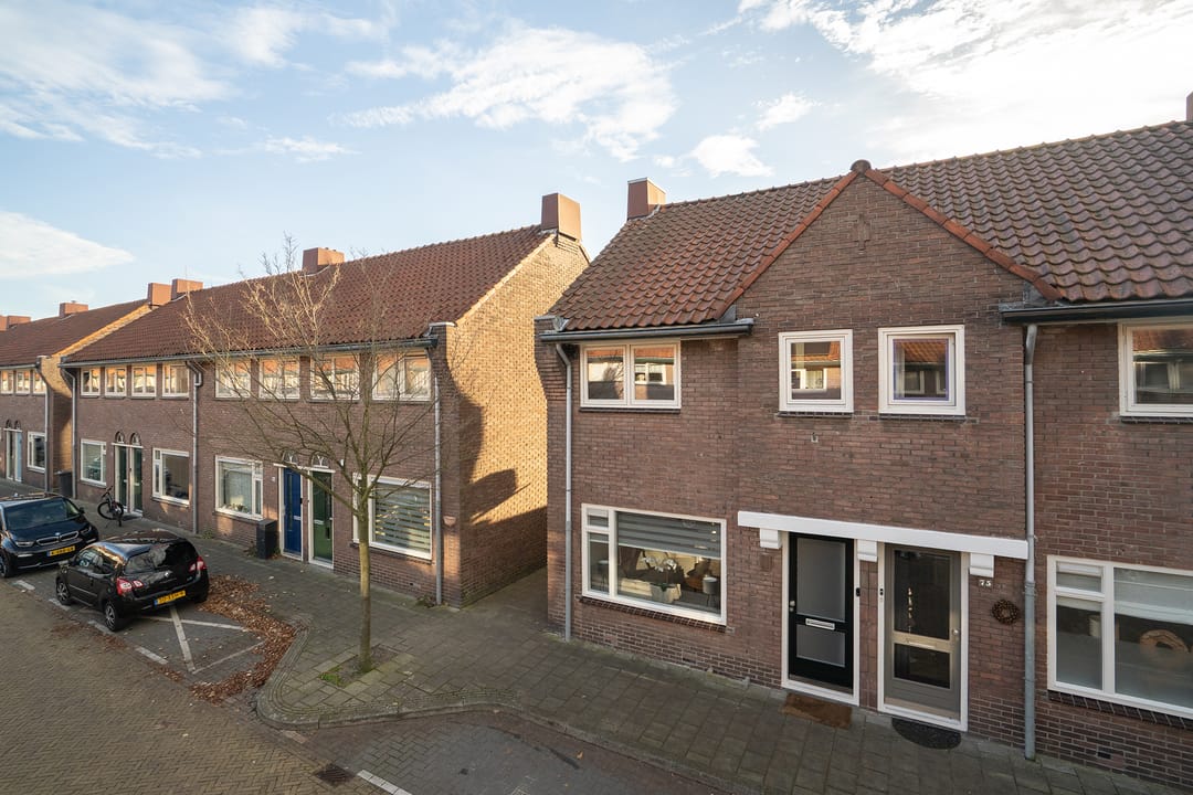 Photo 47 of J.W. Swiersstraat 73