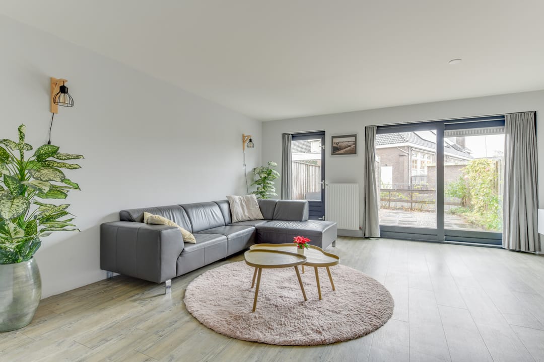 Photo 2 of Roodeswerf 4