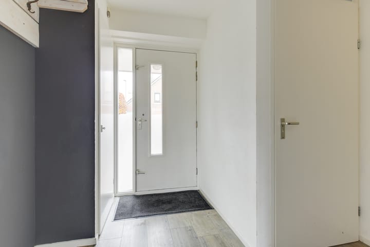 Foto 6 van Roodeswerf 4