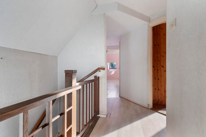 Foto 17 van Julianalaan 19