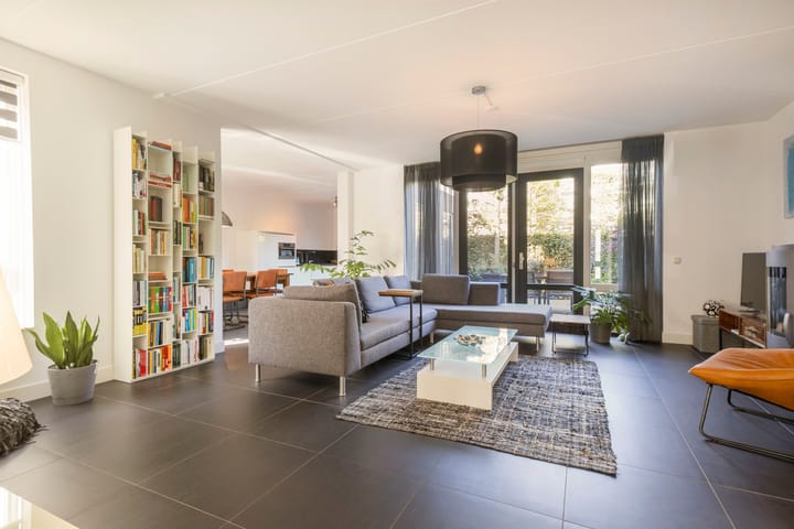 Foto 7 van Notaris van Puttenstraat 12