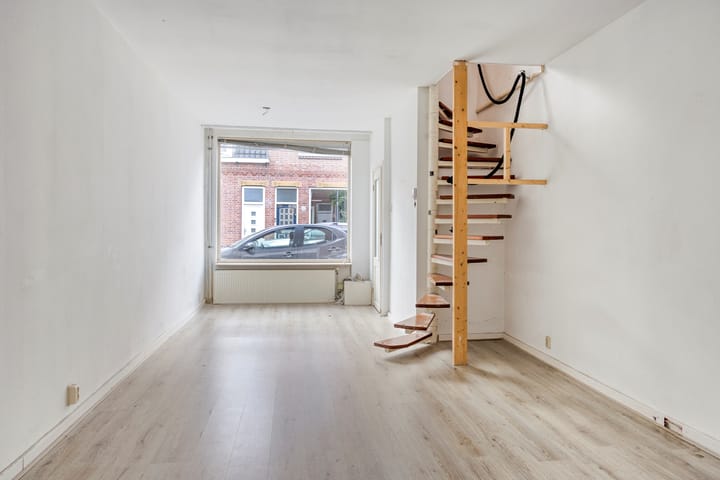 Photo 8 of Seringstraat 25