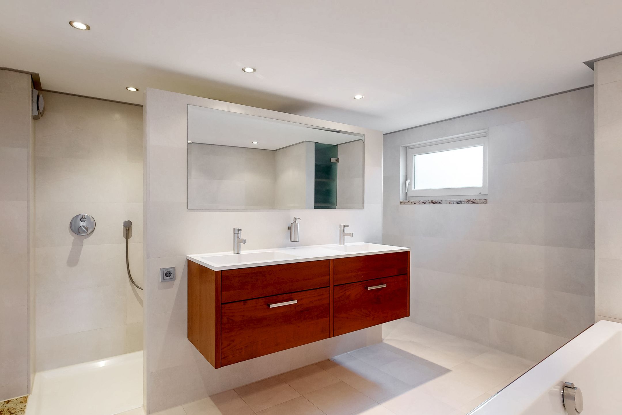 Foto 24 van Stationsstraat 92