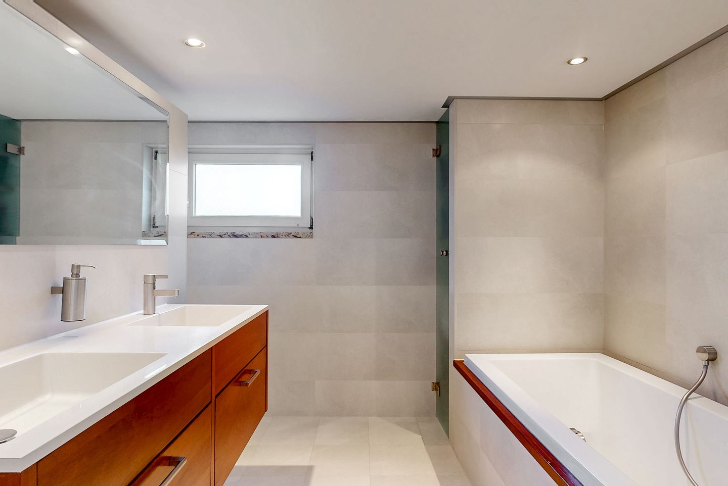 Foto 25 van Stationsstraat 92