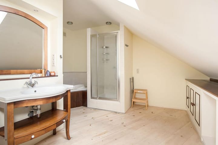 Photo 5 of Paulinastraat 42