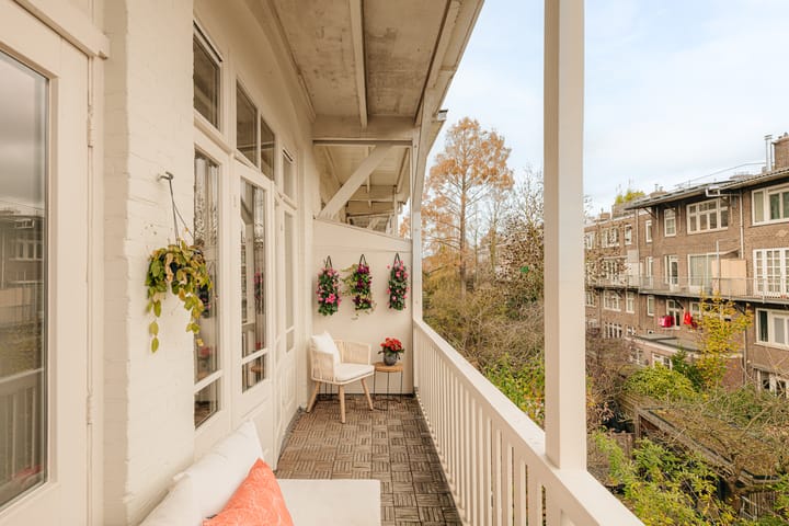 Foto 9 van Middenweg 153-2