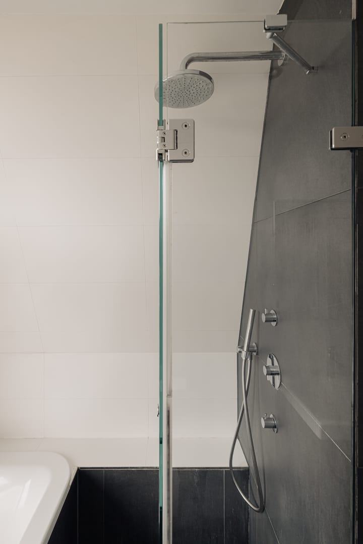 Foto 26 van Middenweg 153-2