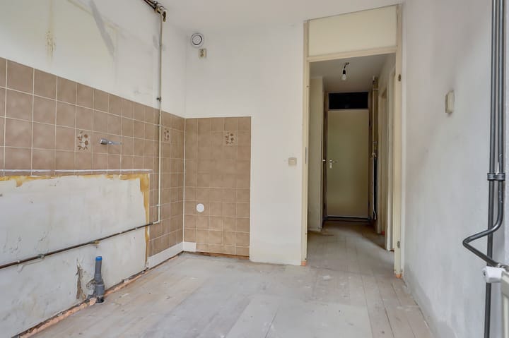 Photo 16 of Vincent van Goghstraat 106