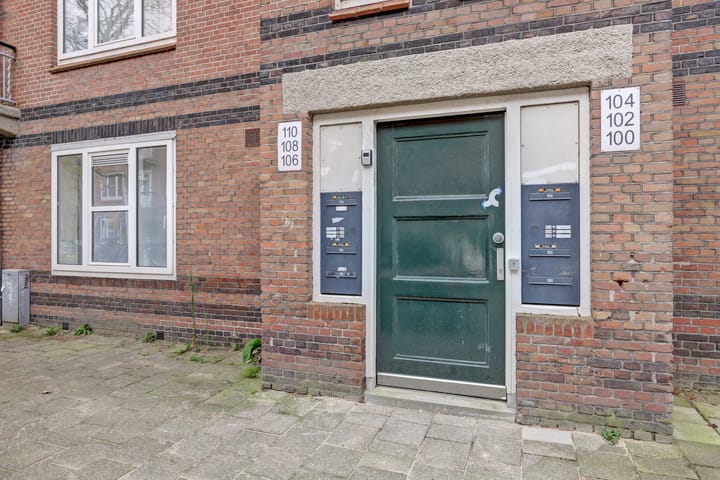 Photo 6 of Vincent van Goghstraat 106