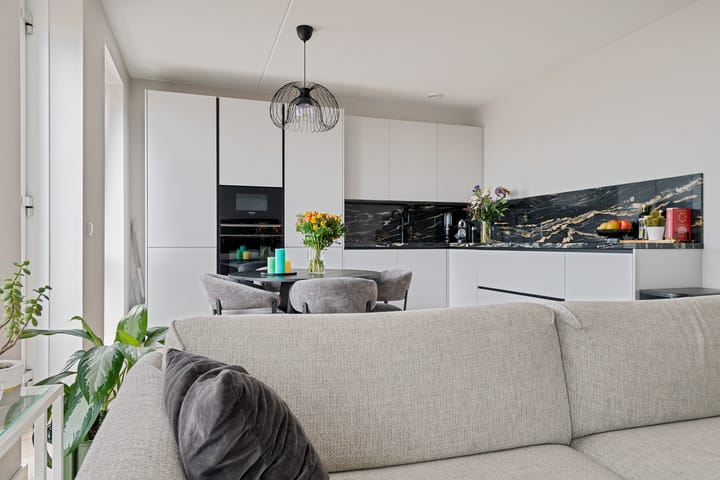 Photo 24 of Margaretha Havermanstraat 63