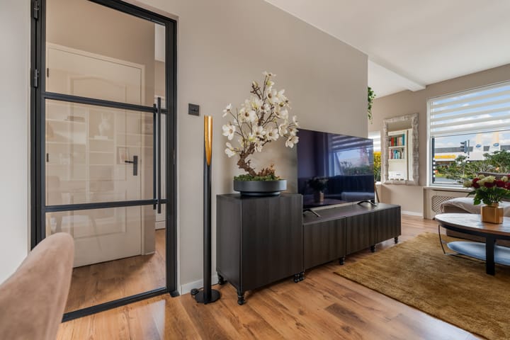 Photo 10 of Alblasstraat 2