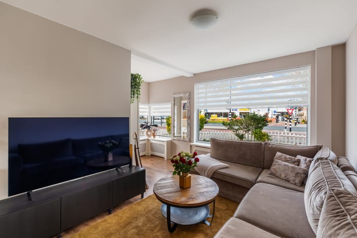 Photo 13 of Alblasstraat 2