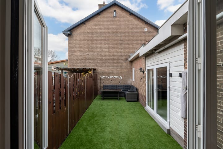 Photo 19 of Alblasstraat 2