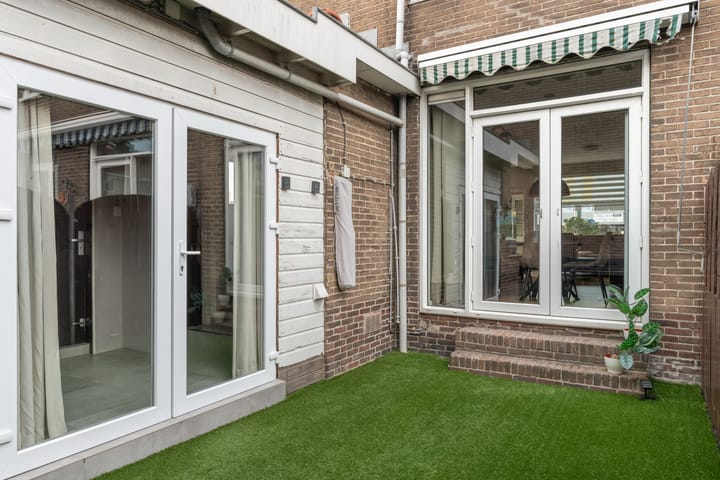 Photo 21 of Alblasstraat 2