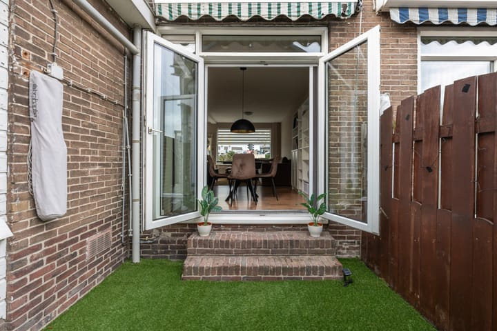 Photo 22 of Alblasstraat 2