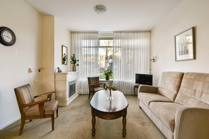 Photo 9 of Johan de Wittlaan 7