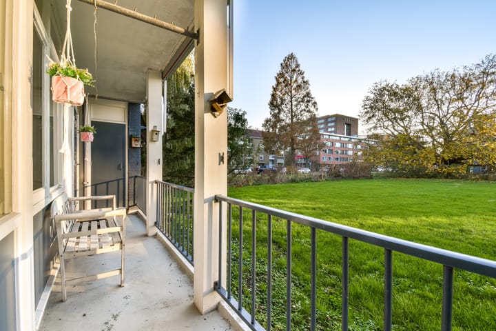 Photo 12 of Johan de Wittlaan 7