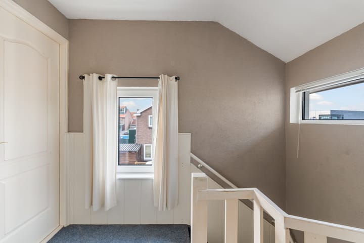 Photo 32 of Alblasstraat 2