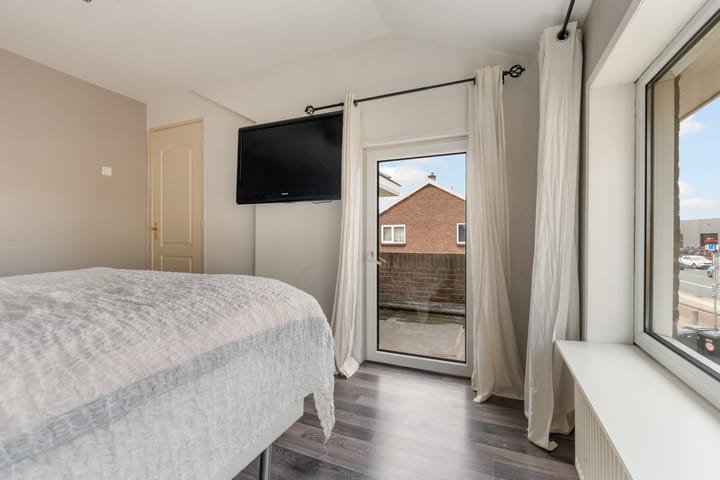 Photo 36 of Alblasstraat 2