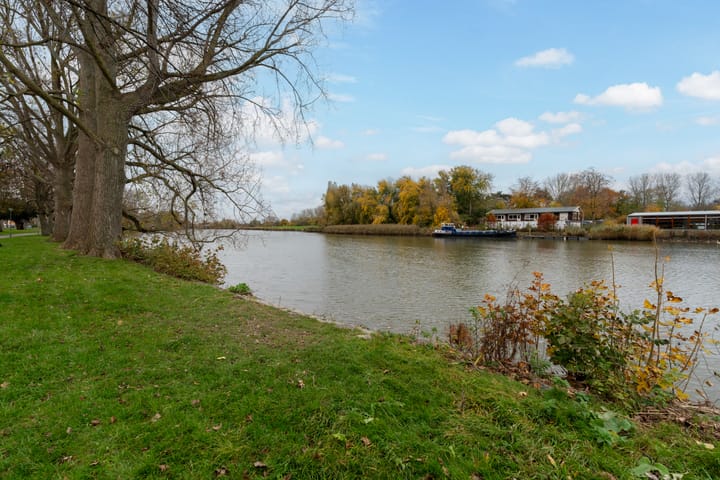 Photo 43 of Alblasstraat 2