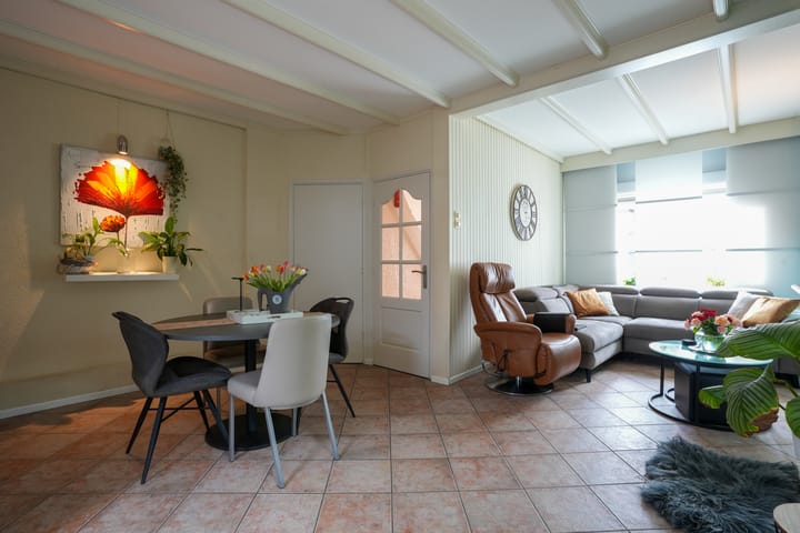 Foto 7 van Esdoornstraat 17