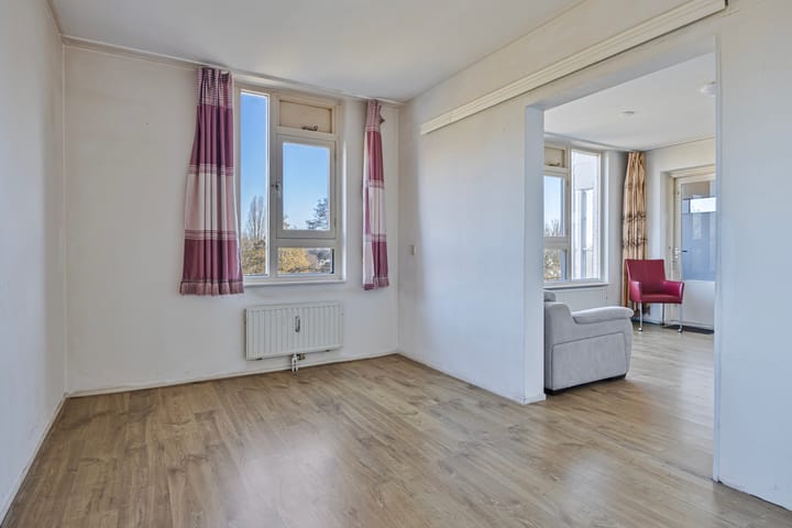 Photo 7 of Logger 56