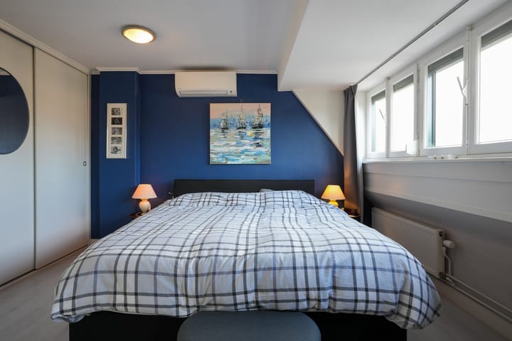 Foto 13 van Esdoornstraat 17