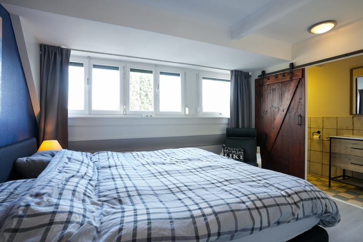 Foto 14 van Esdoornstraat 17