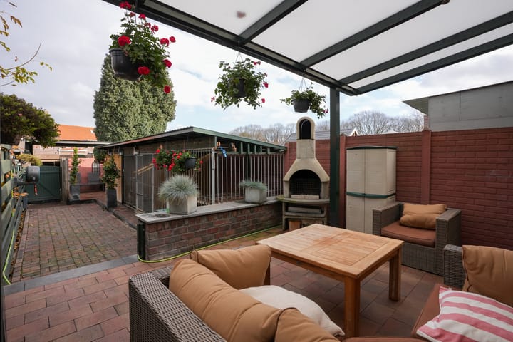 Foto 19 van Esdoornstraat 17