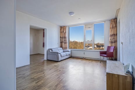 Logger 56 secondary image