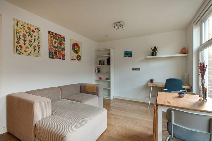 Photo 2 of Marnixstraat 237-F