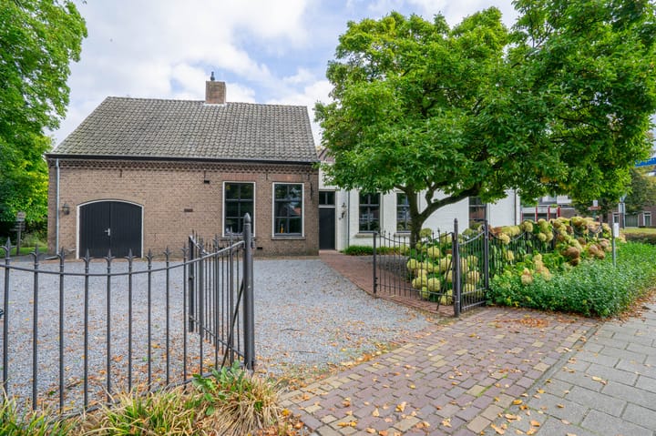 Photo 5 of Dorpsstraat 1