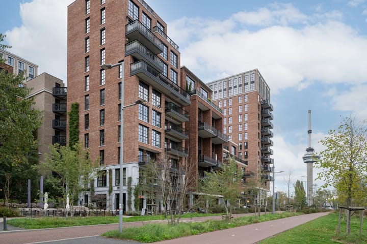 Abraham Tuschinskistraat 82