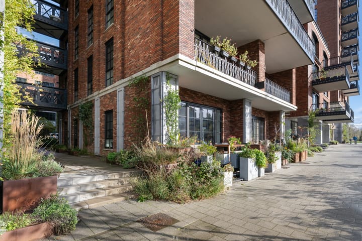 Photo 29 of Abraham Tuschinskistraat 82