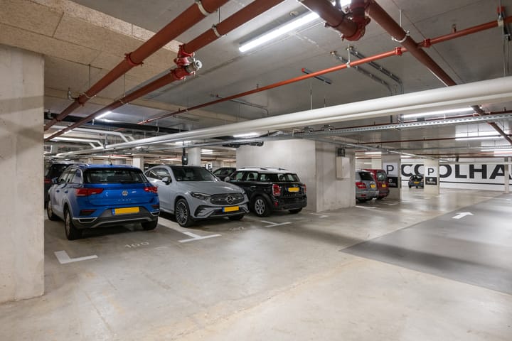 Photo 30 of Abraham Tuschinskistraat 82